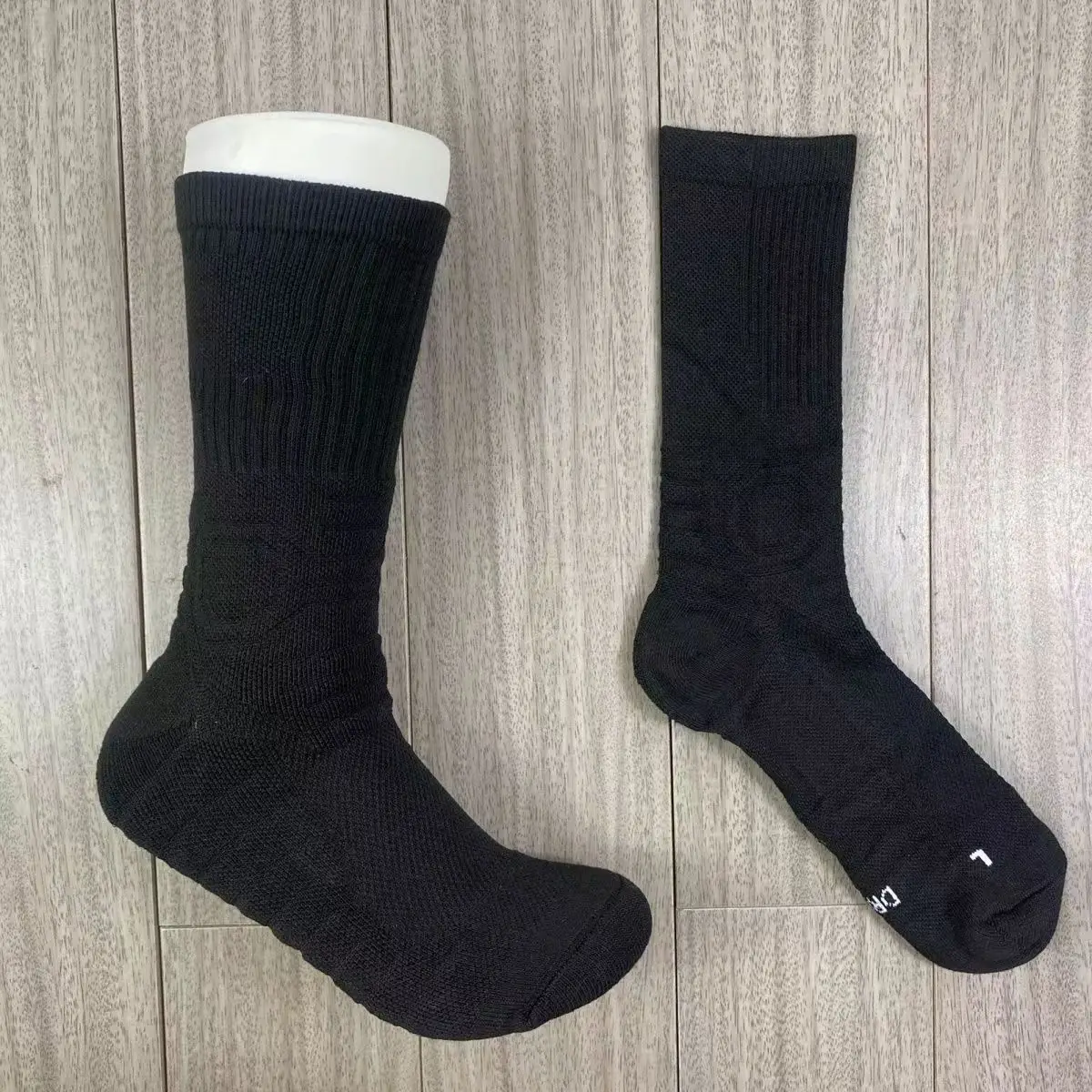 Basketball socks high tube men's and women's thickened towel bottom professional actual combat elite socks American breathable n