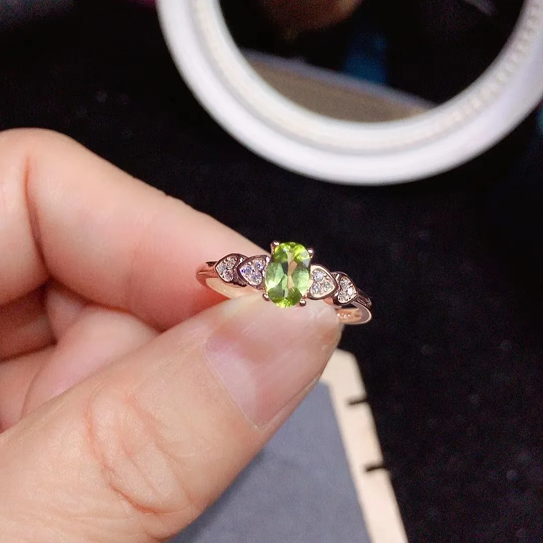 

0.5ct natural peridot ring 4mm*6mm VVS grade peridot jewelry solid 925 silver gemstone ring for daily wear