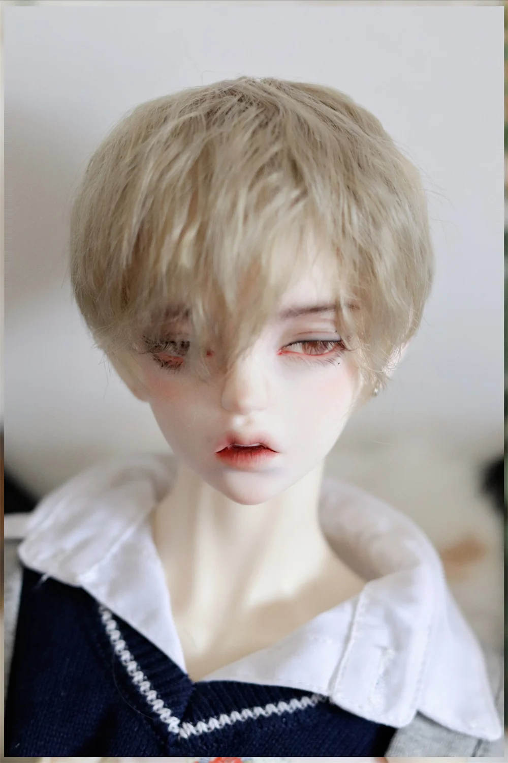 BJD doll wig is suitable for 1/3 1/4 size Blythes fashion new chicken nest small roll bangs false hair high temperature silk men