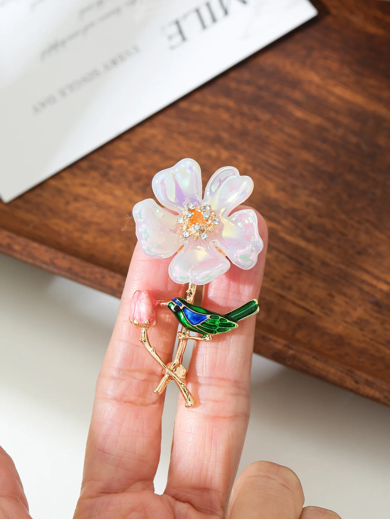 Fashionable diamond inlaid enamel flower brooch, versatile clothing accessories, drip oil plum blossom brooch jewelry