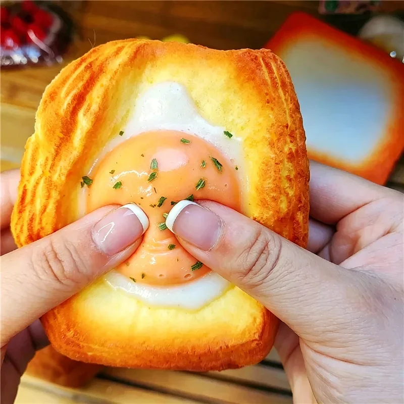 3D Realistic Fried Egg Toast Cat Paw  Fidget Relief Sensory Toy Slow Rising Rebound Squishy Squeeze Stress Anti Hand Relaxing