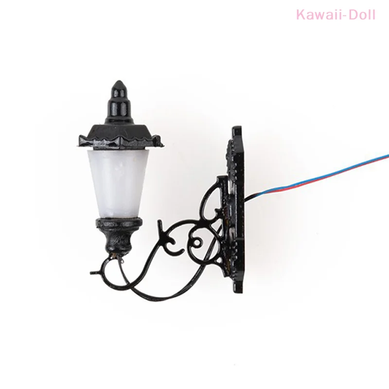 1Pcs DIY Micro LED Lamppost Wall Light Model 1:87 Miniature Landscape Architectural Layout Street Vintage For Railway