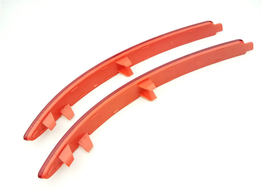 

2PCS/A Pair For 2010-14 Skoda octavia rear bumper reflector rear bar lights 1ZD 945 106/105 Top Quality