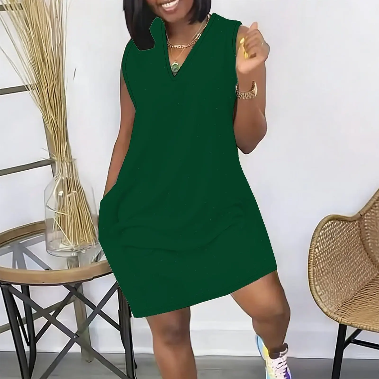 Women's V-neck skirt Plus Size Sleeveless Dress Printed Sleeveless Dress Daily Casual Midi Dress Printed Pocket Slim Skirt