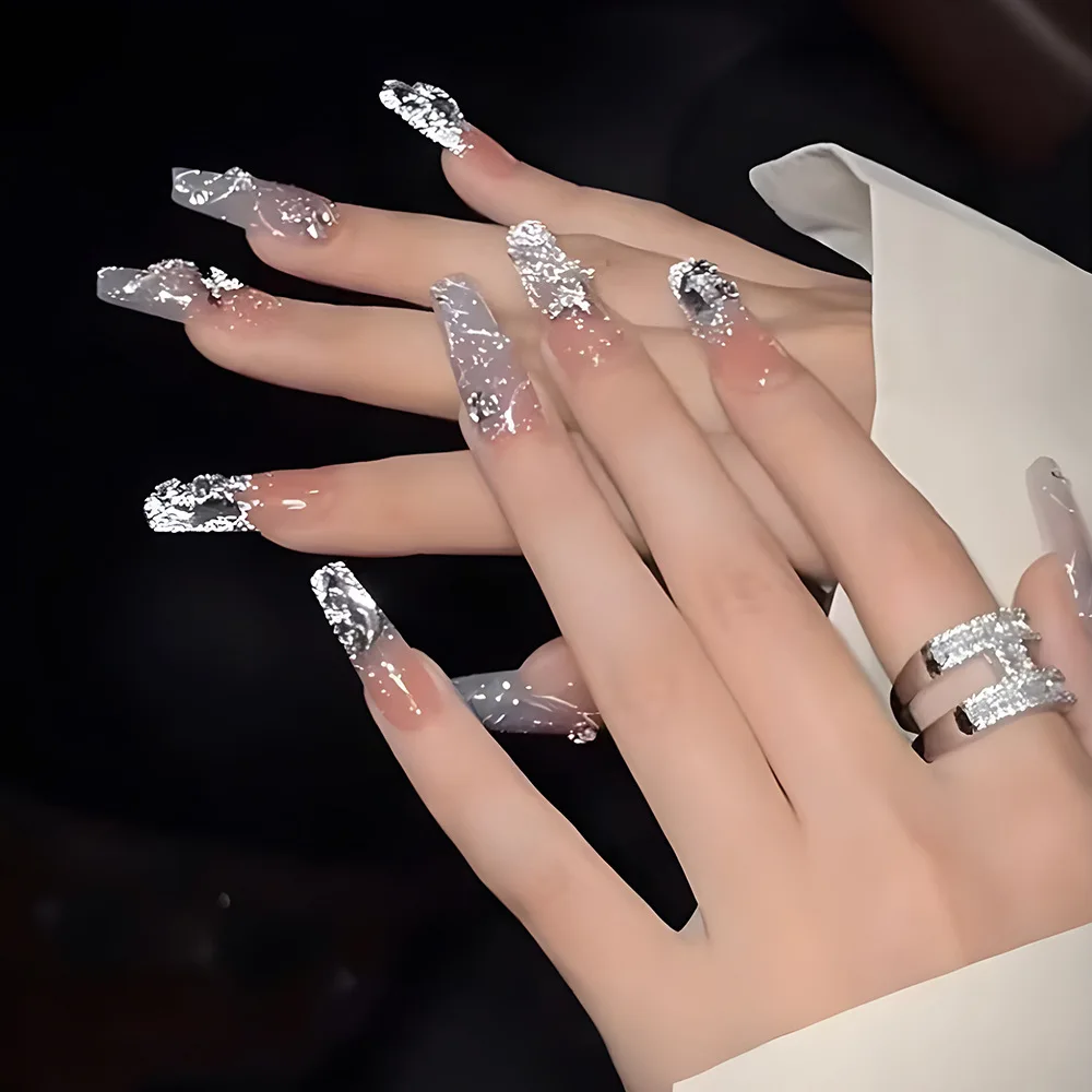 

Новые минималистичные накладные ногти 2026 года с бабочками, жемчугом и стразами - 3D модные роскошные накладные ногти для стайлинга