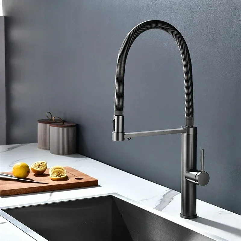 Gold Kitchen Faucet Brass Single Lever Mixer Tap with Pull out Spring Spout for Sink Hot Cold Water Sink Hot Cold Tap