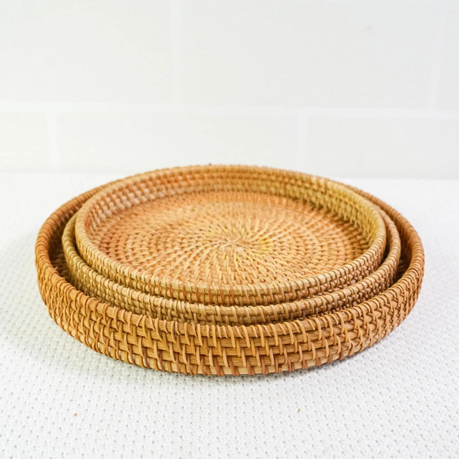 Round Rattan Serving Woven Wicker Platter for Drinks Vegetables Snack
