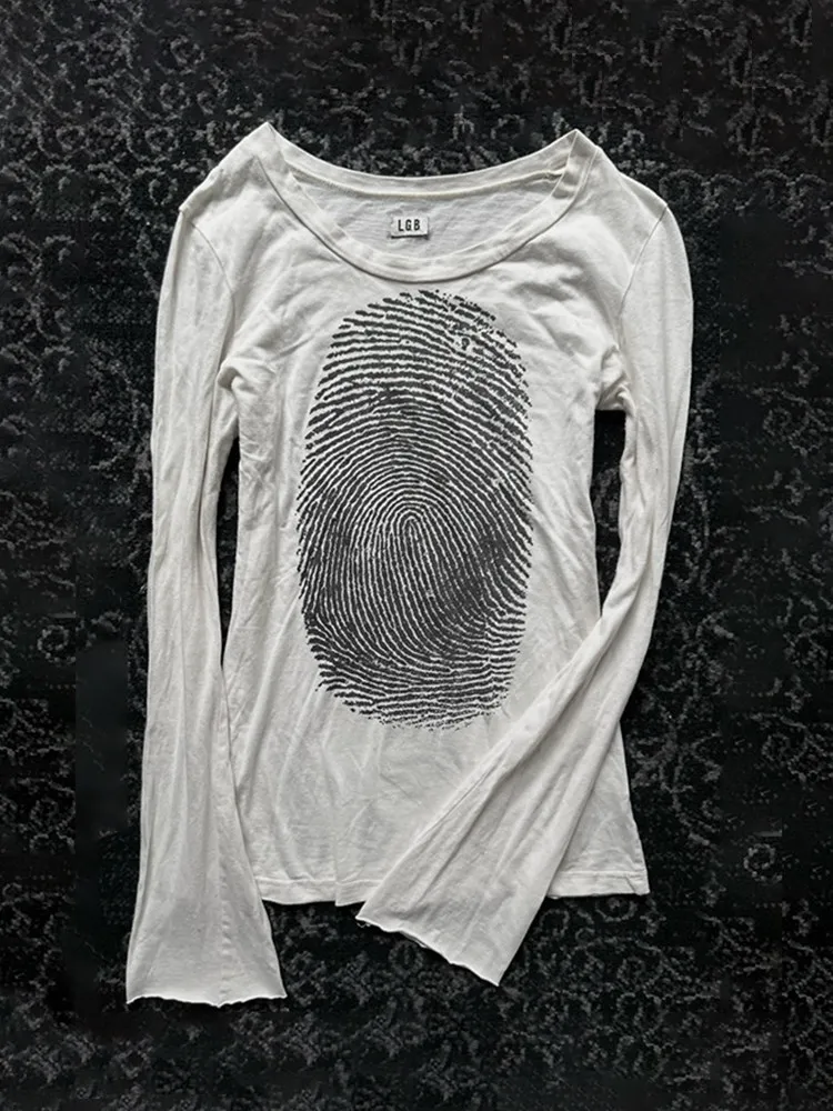 FANTASTION LGB-themed long-sleeved T-shirt with fingerprint and floral print. Available in both men's and women's styles tops