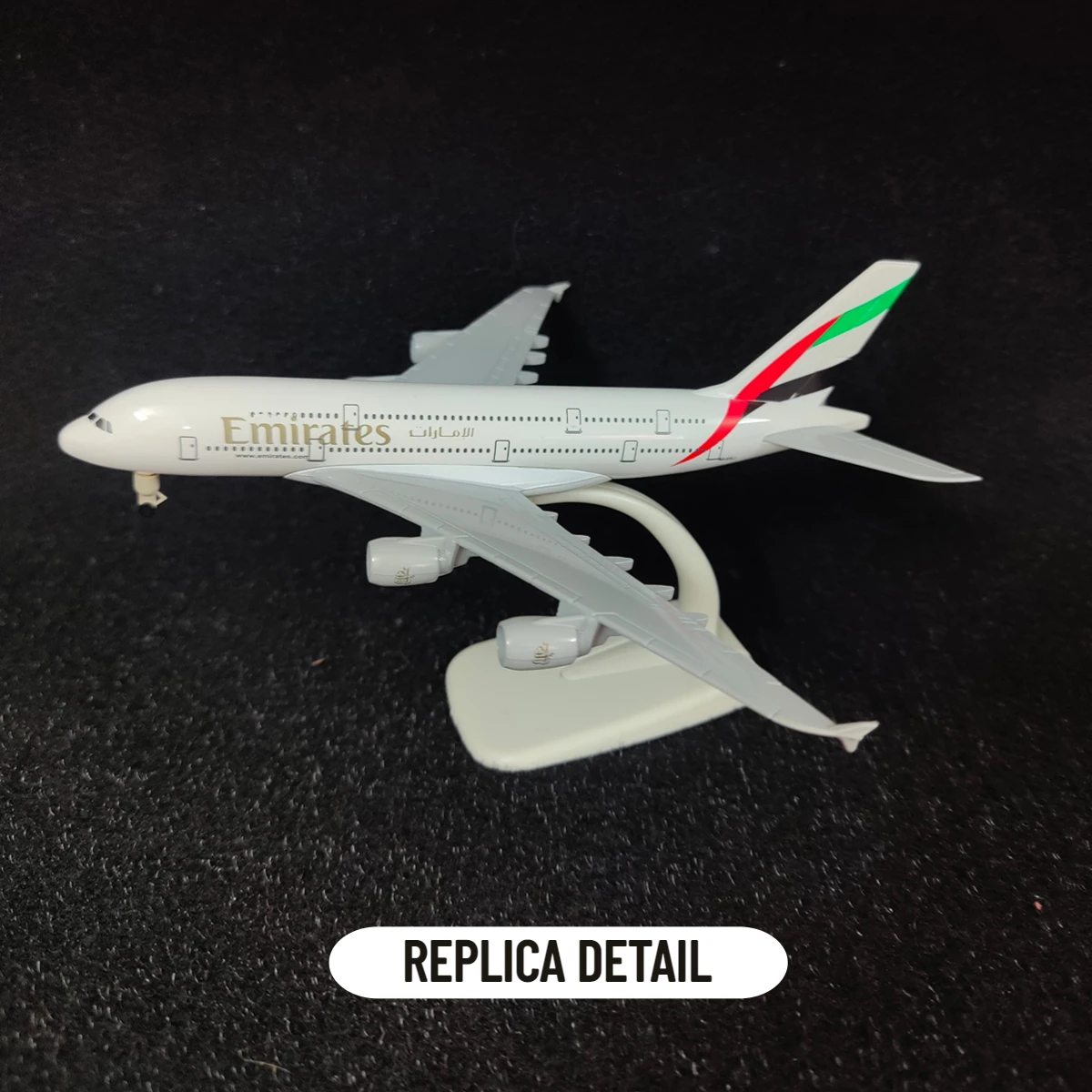 1:250 Metal Aircraft Model Replica Fly Emirates A380 Airplane Scale Miniature Art Decoration Diecast Aviation Collectible Toy