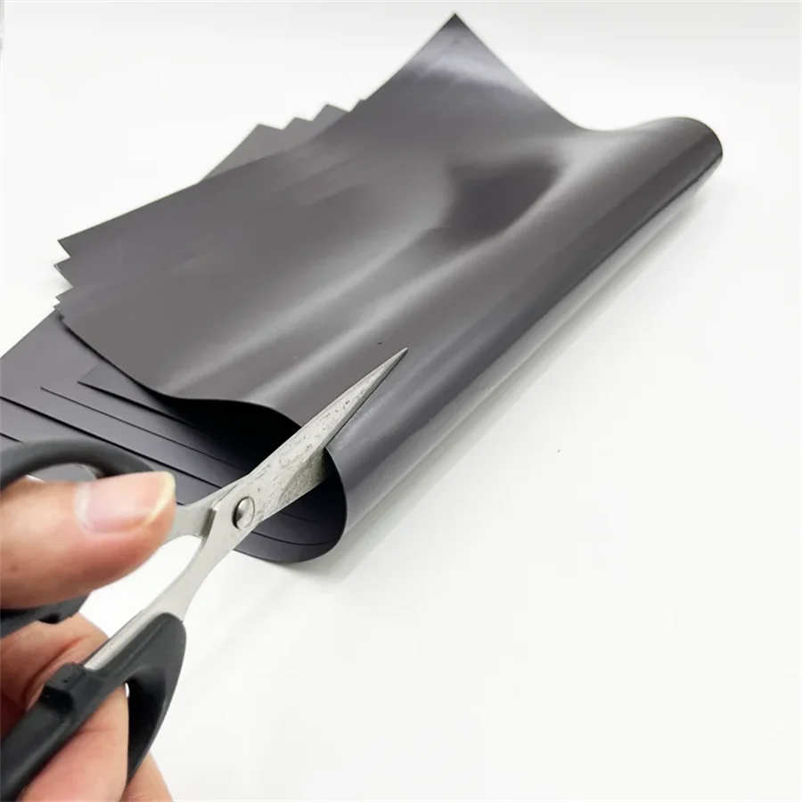 XiongChuCi A4 0.5/1/1.5/2mm Rubber Soft Black Magnet with Adhesive Self-adhesive For Photo Picture Fridge Trimmable Magnetism