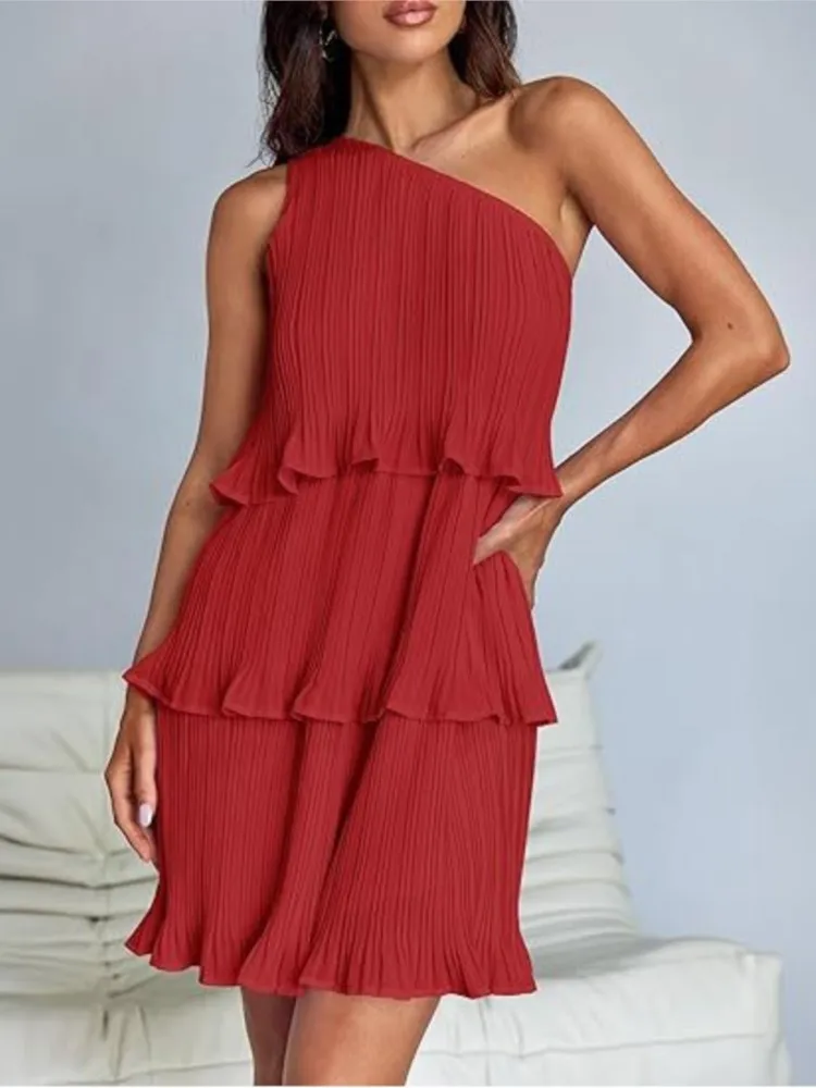 Women's Slanted Shoulder Layered Stitching Hem Simple Solid Color Dress Summer Street High Waist Comfortable Casual Dresses