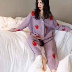 2023 New King Size Winter Coral Fleece Pajamas Women's Loose Sweet Strawberry Homewear Set V-neck Cardigan Warm Loungewear