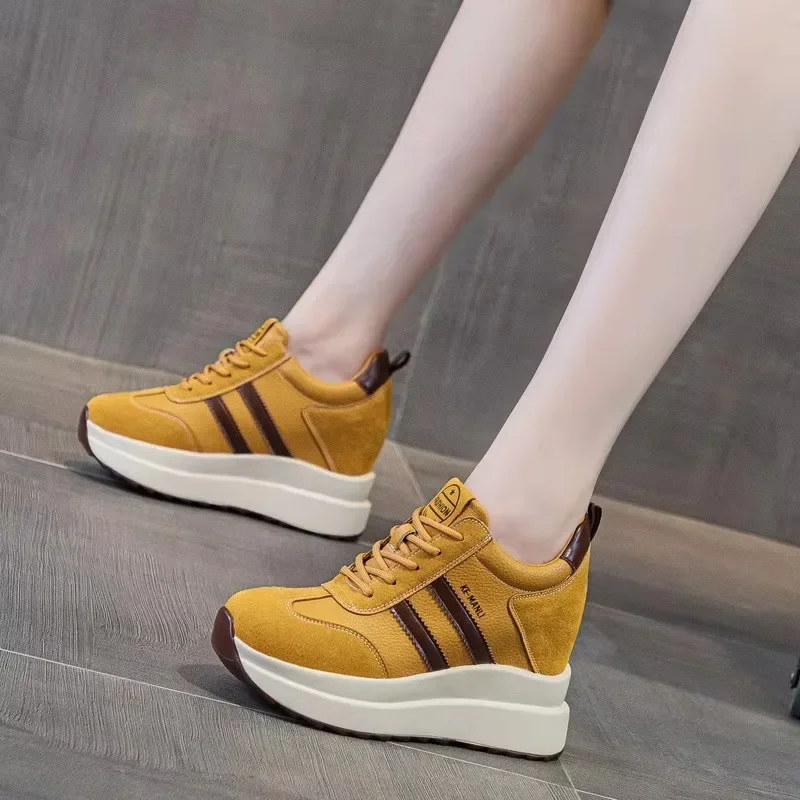 10CM 2024 새로운 플랫폼 웨지 스니커즈 Chunky 신발 여성을위한 정품 가죽 여름 신발 봄 가을 운동화 패션 썸네일 4