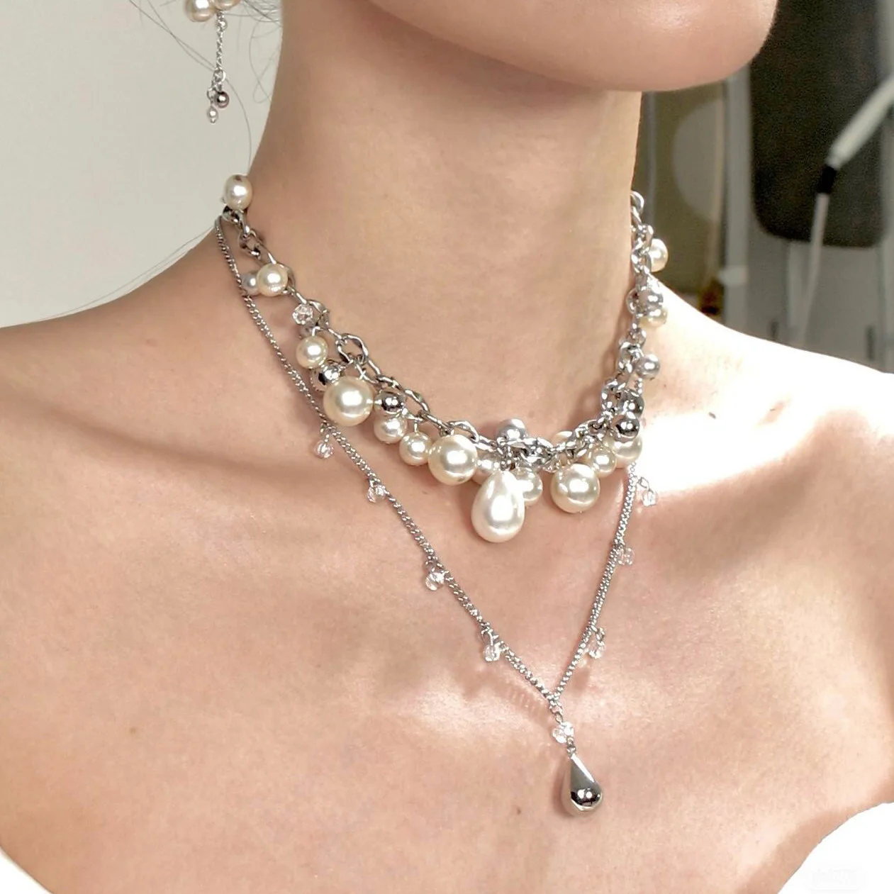 

Pearl neck chain double stacked necklace female original design water drop cold wind collarbone chain high-end accessories
