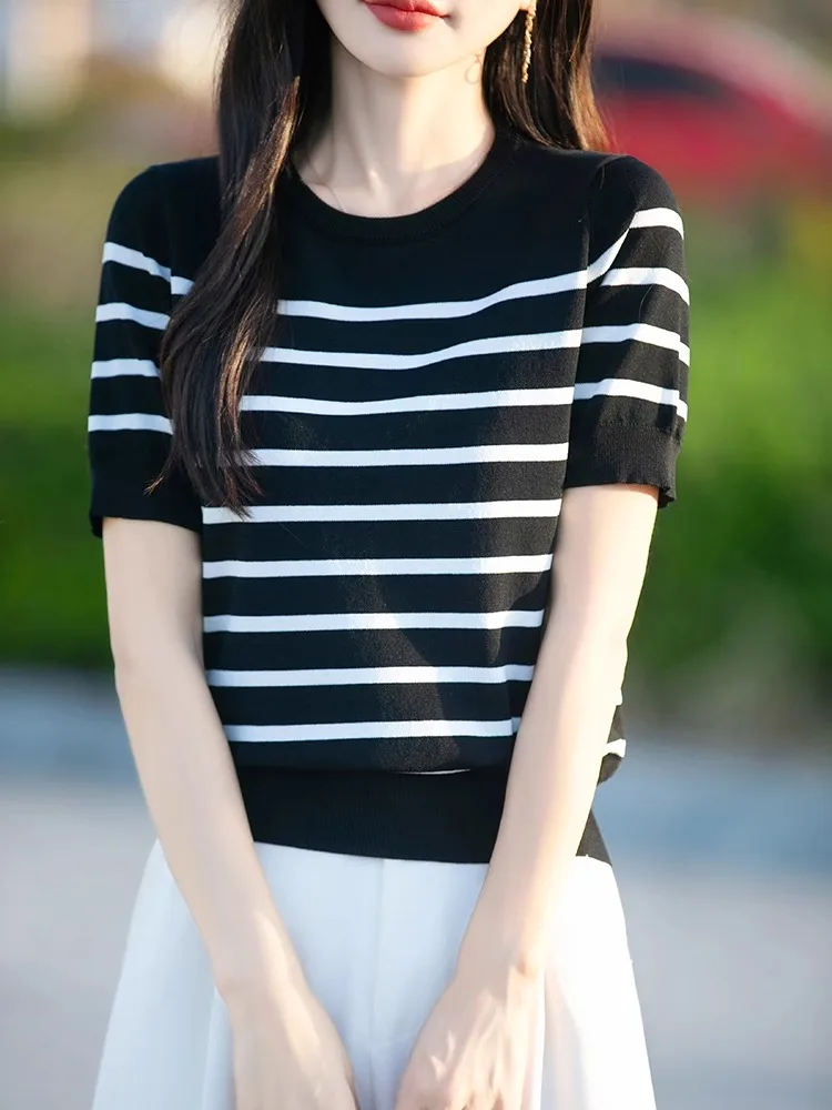 

Faionable round Ne Striped Knit ort Sve T-irt Ice Silk Casual Versatile Top Bla White New Arrival Spring Commute...