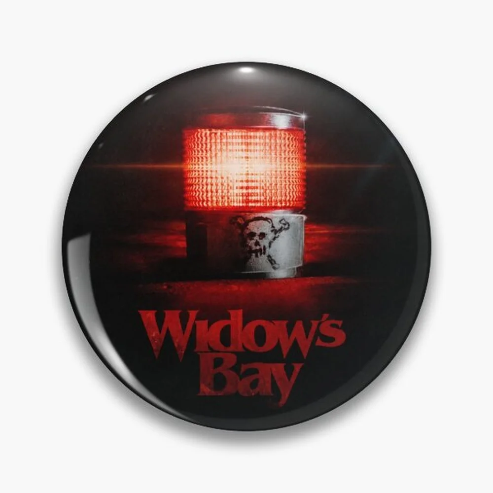 Widows Bay  Pin Holographic Star Heart Pin Brooches Laminated Button Fashion Accessory