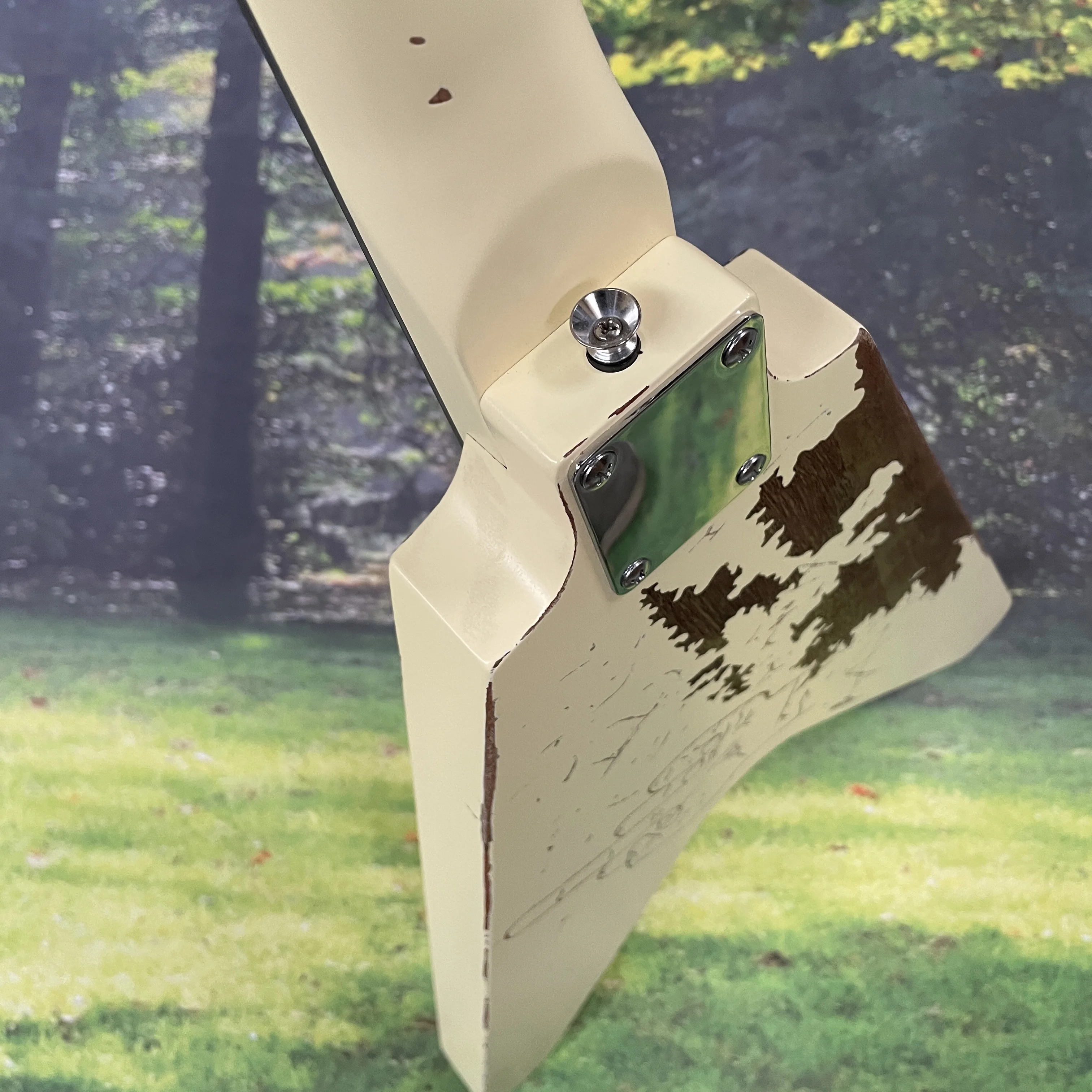 حار بيع البقايا الطائر الخامس القيثارات الكهربائية نسخة يدويا روزوود فريتس جيتار عالي الجودة