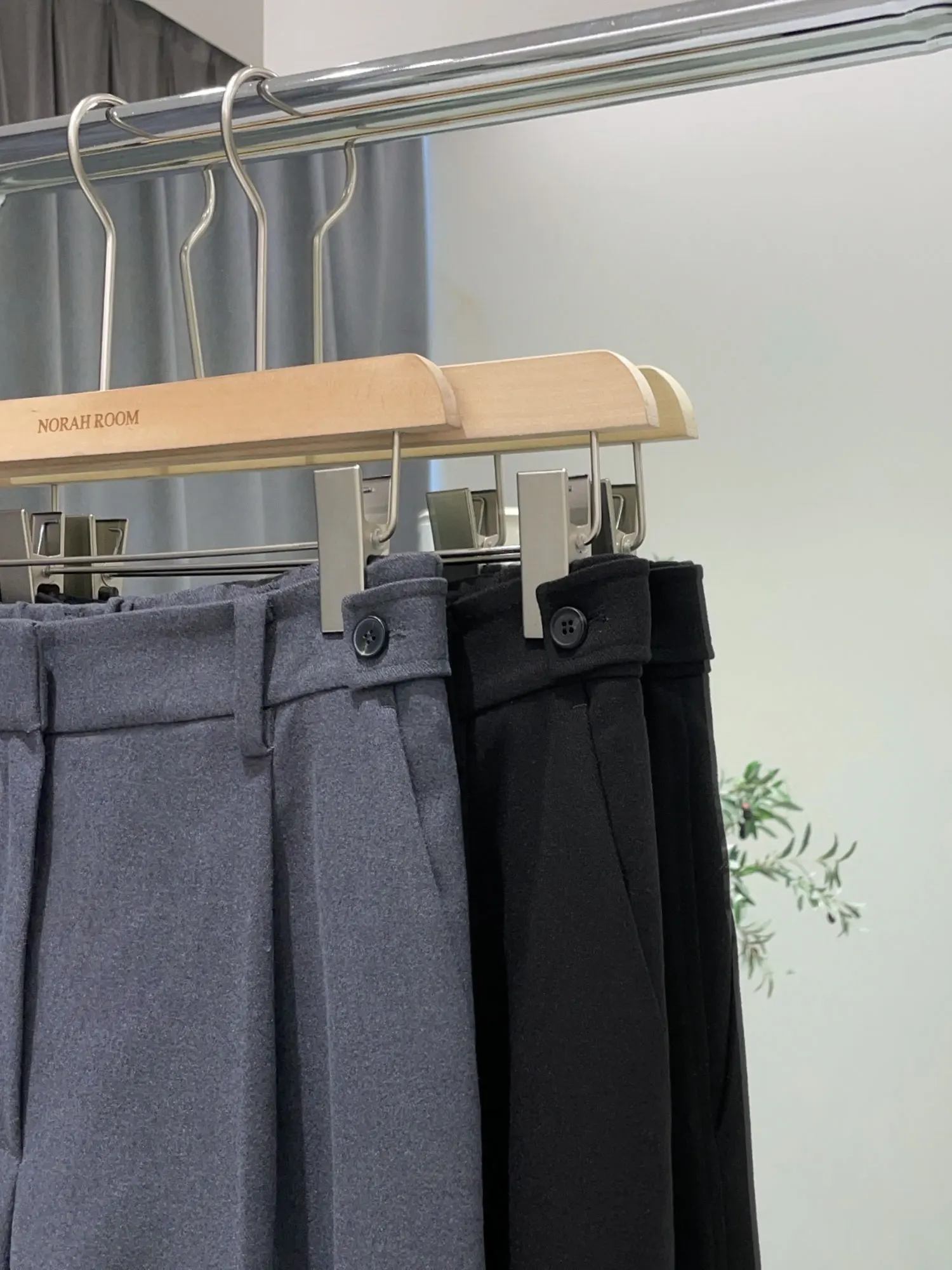 กางเกงสูททรงตรงเอวสูง Noxula Authentic รุ่น Fall 2025 จีบยาวคลุมเท้า ใช้งานได้หลากหลาย สไตล์เกาหลี ผ้าโพลีเอสเตอร์...