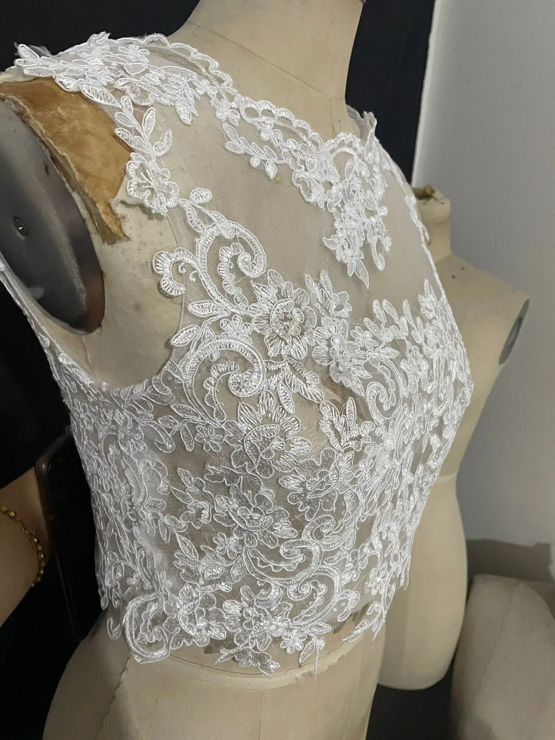 Lace Mouwloze Bolero Scoop Bridal Wraps Voor Wedding Party Prom Goedkope Bruid Jasje Bolero Custom Made