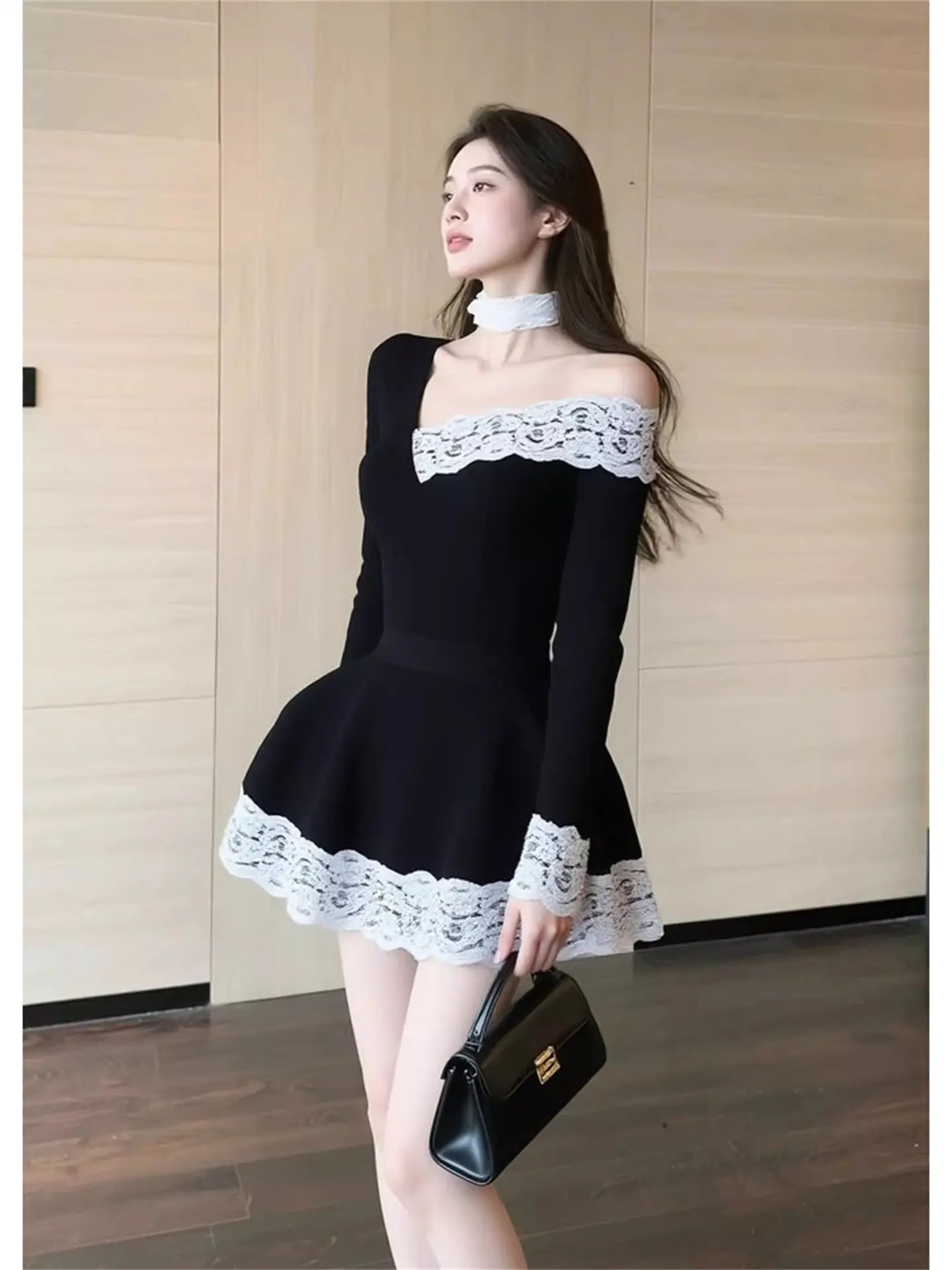 

Slimming Loose Women's Two-Piece Set Color Block Shoulder Bared Spring New Style Casual Fashion Ensemble round Neck Long Sleeve