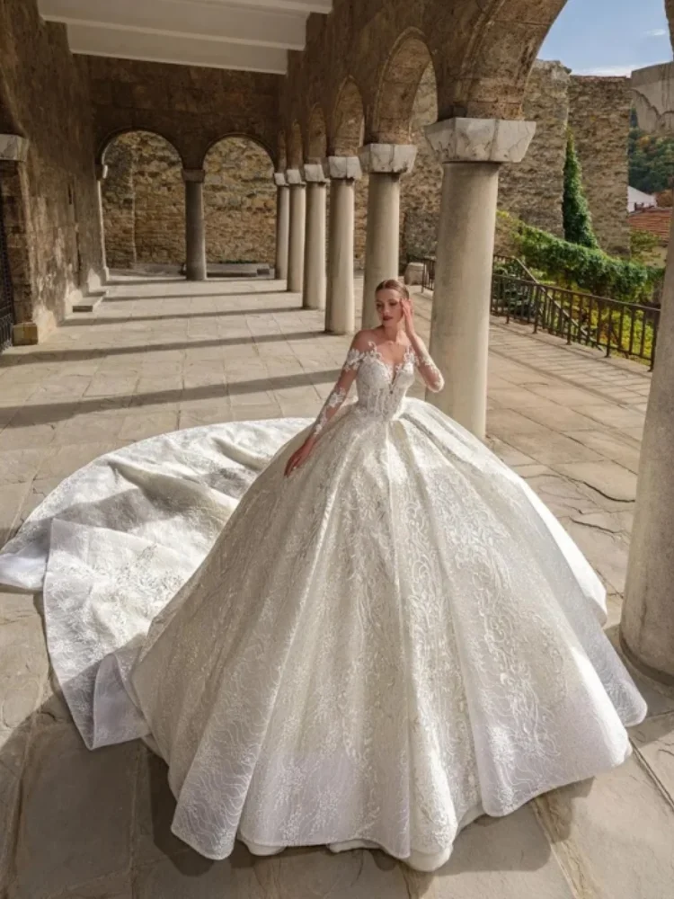 

Customized Luxury Lace Long Sleeve Princess Wedding Dress Decal Bridal Ball Dress A-line Wedding Dress Customization