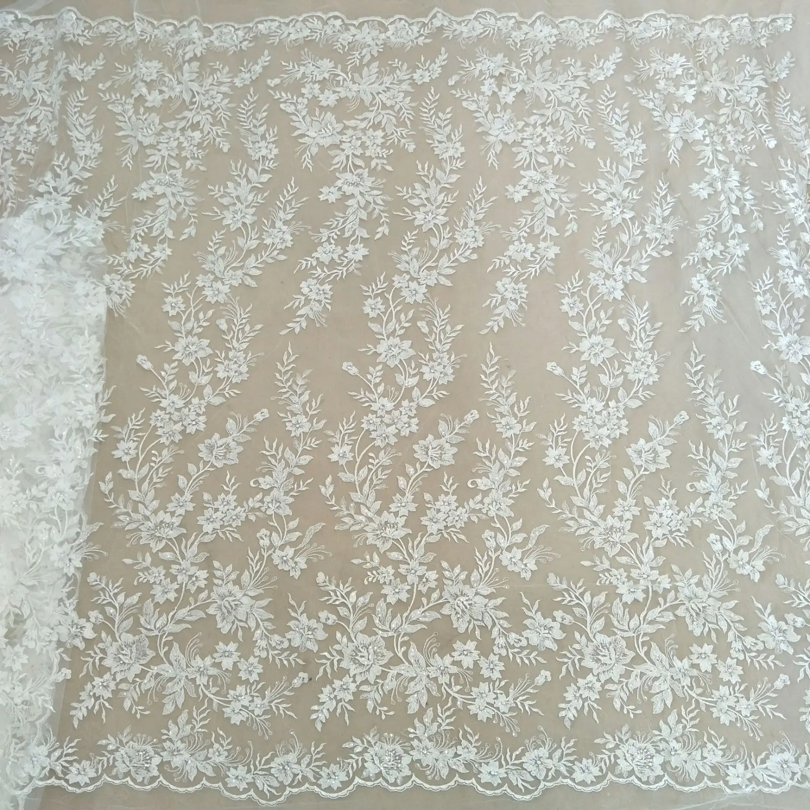 New fashion bridal wedding gown sequins lace fabric 130cm width bridal lace sell by yard