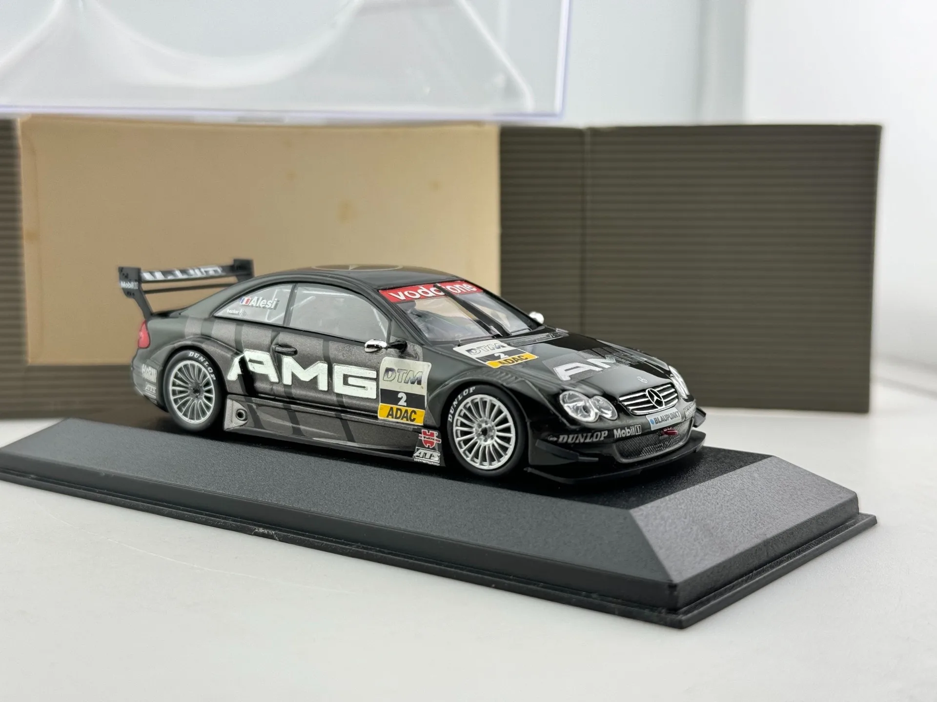 Diecast BENZ 1/43 Scale AMG-BENZ 2002 Car Model Collectible Toy Gift Souvenir Display Ornament