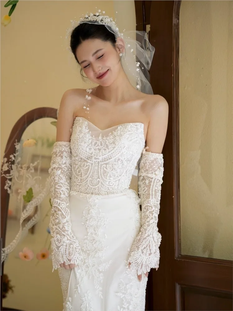 Fishtail light luxury heavy industry lace long-sleeved main yarn dress
