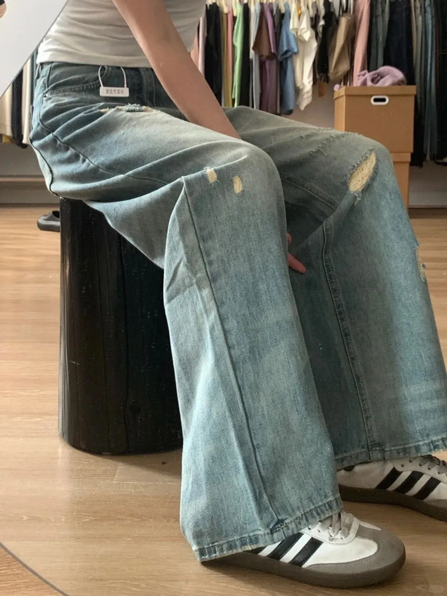 

Women's Wide Leg Jeans High Waist Distressed Ripped Gradient Wash Baggy Vintage Denim Pants Y2K Streetwear