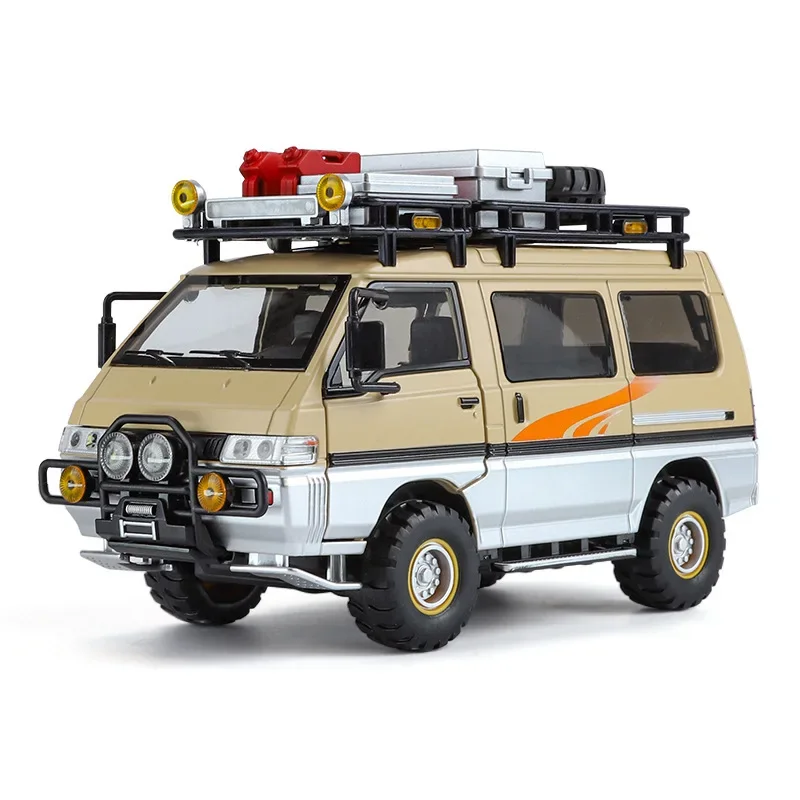 1:24 Mitsubishi Delica Modello di Auto in Lega Fonde Sotto Pressione in Metallo Fuoristrada Veicoli da Campeggio Modello di Simulazione Suono e Luce Giocattolo Regalo