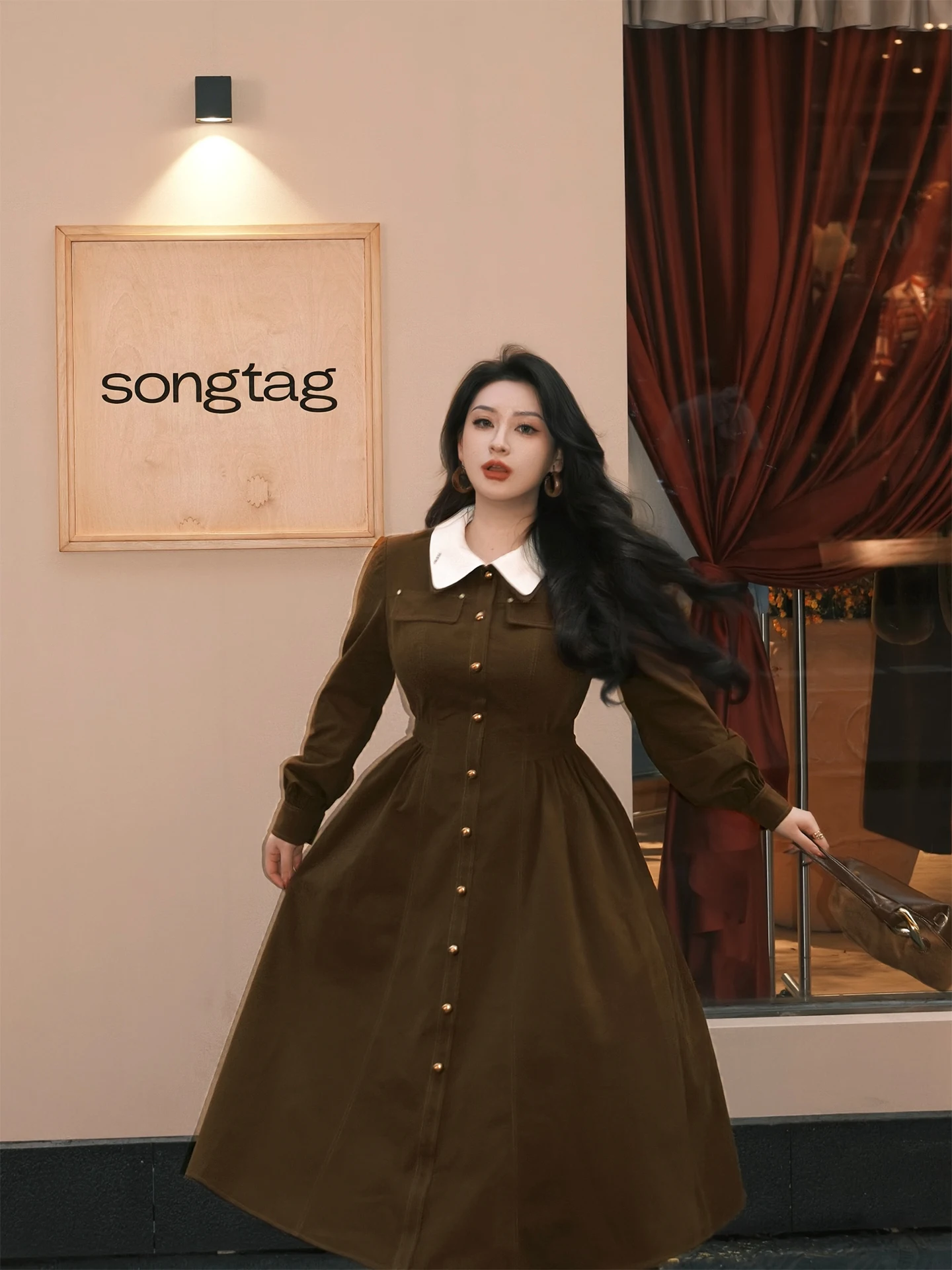 

Женское хлопковое платье больших размеров Ele Plus Size Dr Slimming A-Line для повседневной носки, с художественным дизайном и присборенной талией от Tagkita