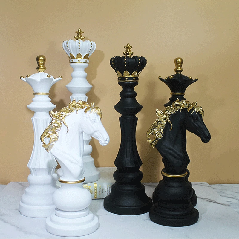 Nordic Resin Chess Ornaments, Black and White Wine Cabinet, King Queen War Chess Board, Home Window Decoration, Handicraft