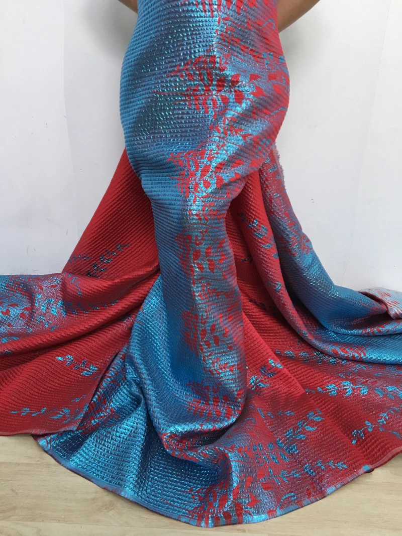 2025 Nigerian Jacquard Lace Fabric African French Brocade Lace Fabric High Quality 5 Yards Gilding Elegant Dress for Women A4317