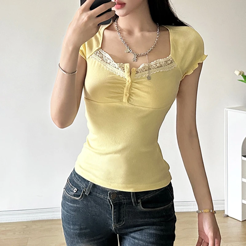 Darlingaga Korean Fashion Yellow Folds Lace Trim Women T-shirts Buttons Cutecore Kawaii Cropped Top Basic Frills Tee Clothes Y2K