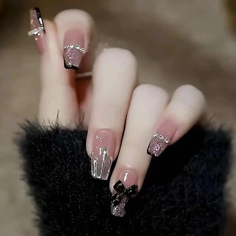 

French Manicure Press on Nails Black Gothic Bow Chain 3D Design Glitter Sand False Nails Glamorous Nail Art Tips