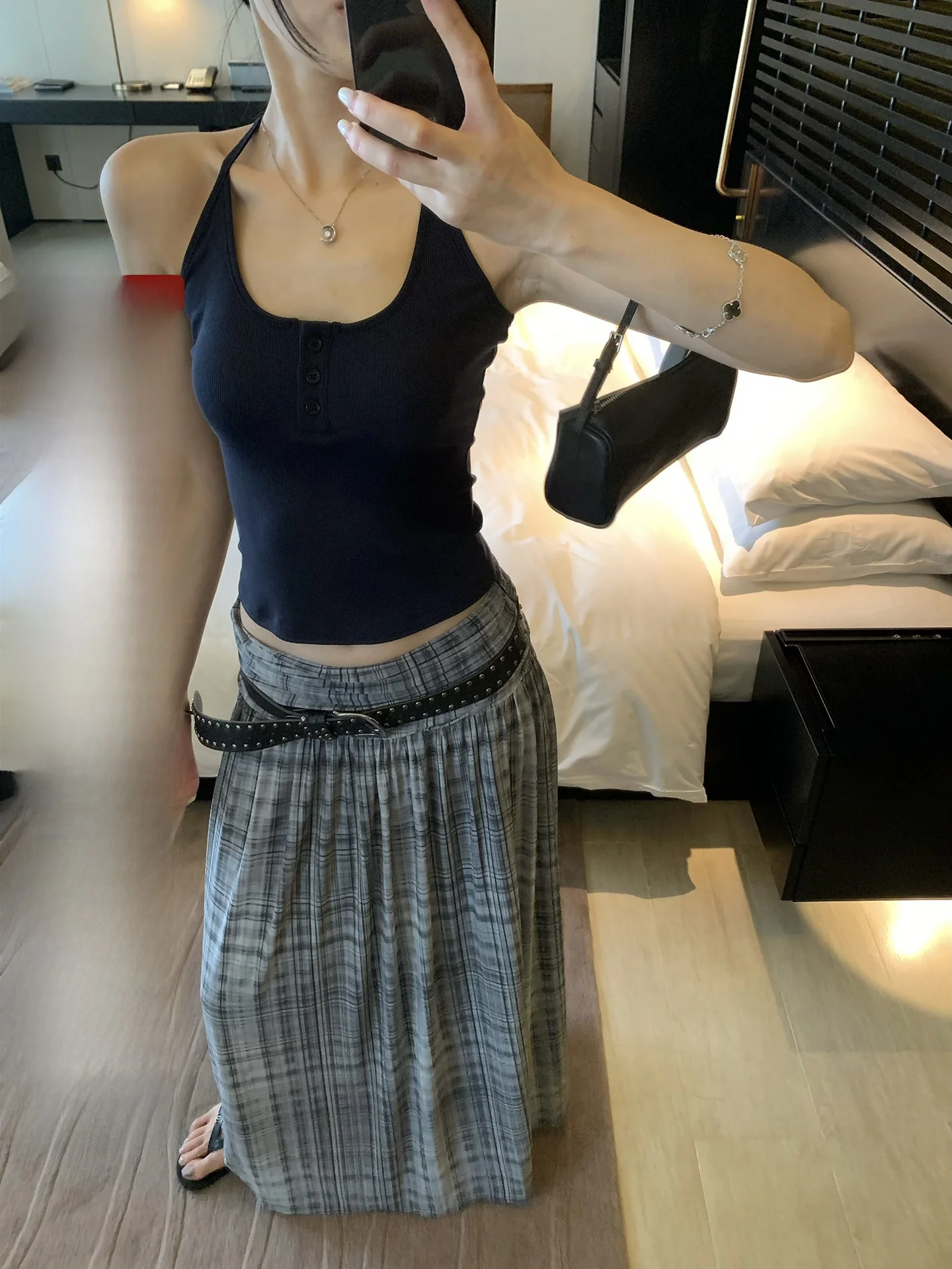 

Майка-безрукавка TeeH California High School Button Work, синяя, шелковая, облегающая, летняя, для девушек, женская мода