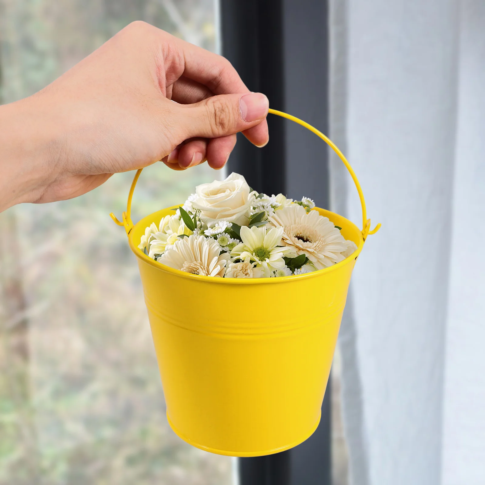 

Mini Metal Buckets With Handle Yellow Small Tin Bucket For Candy Party Favors Halloween Wedding Decor Storage Ice Bucket