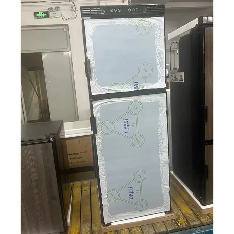 RV2150EA Electronic Temperature Control RV Refrigerator Double Door Refrigerator RV Parts High-efficiency Caravan Refrigerator