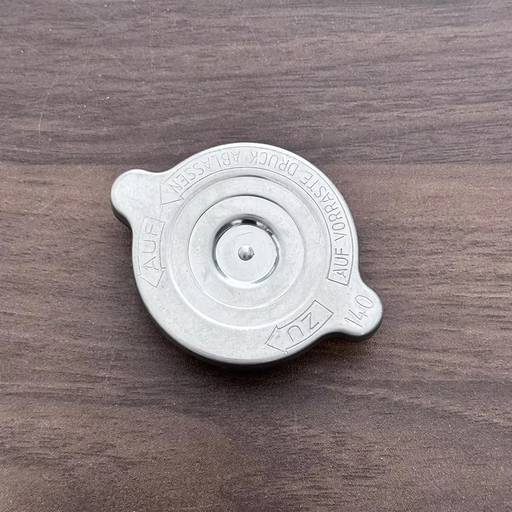 

Уплотнительная крышка расширительного бачка охлаждающей жидкости BONTO для Mercedes Benz R129 R170 VITO W638 OEM: 1245000406 1235010115 1235010215