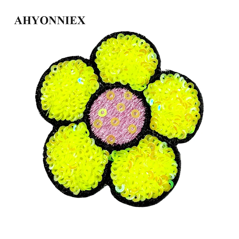5 stks/partij 6 CM * 6 CM Shining Roze Groen Geel Blauw Oranje Pailletten Bloem Parch Voor Kostuum Jurk jas Ijzer Op Patch voor Kleding