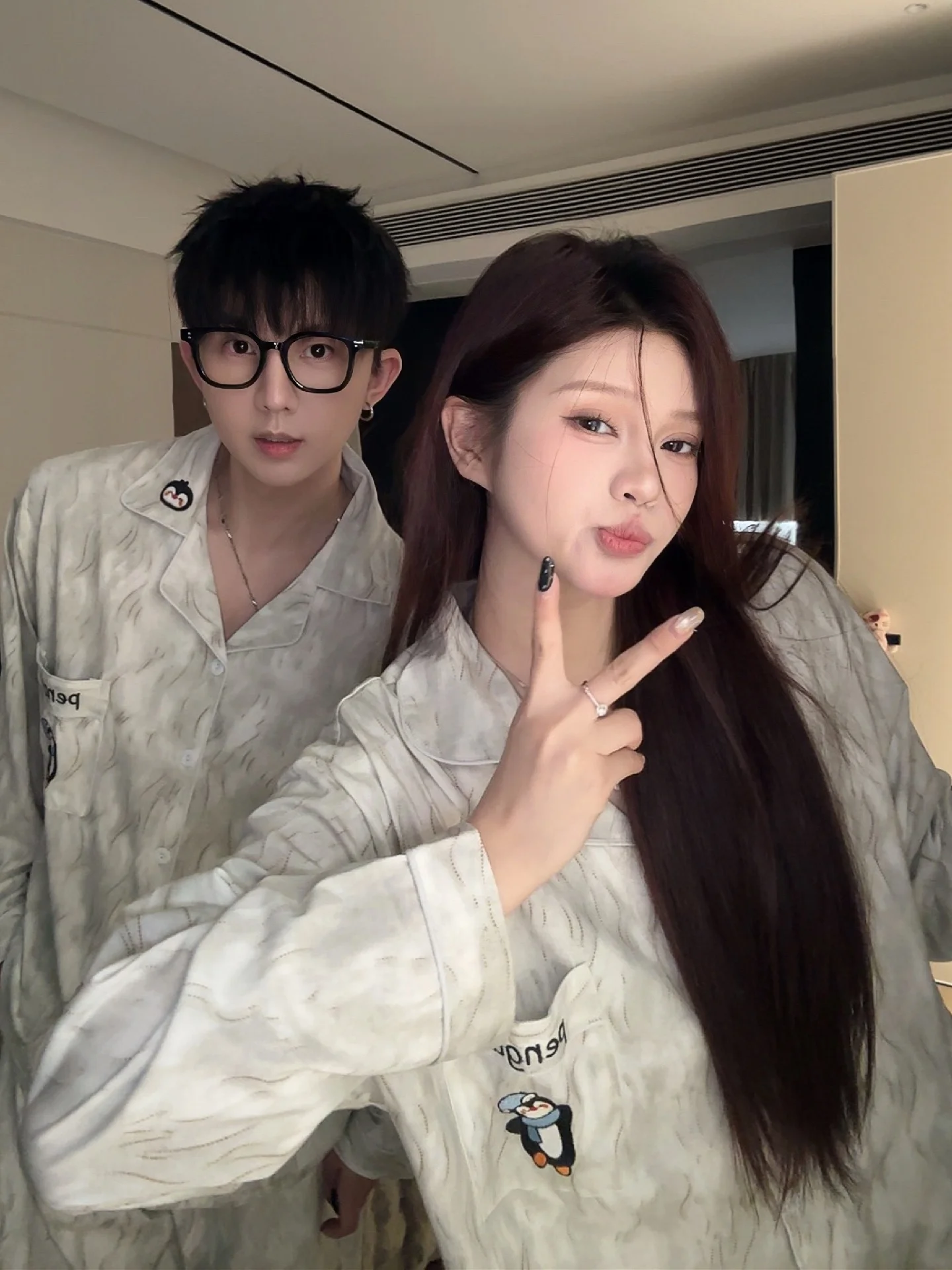 

Cute Cartoon Penguin Embroidery Couples Sleepwear Long Sleeve Cotton Pyjamas Women's Style Spring Home Clothes Set Outdoor We...