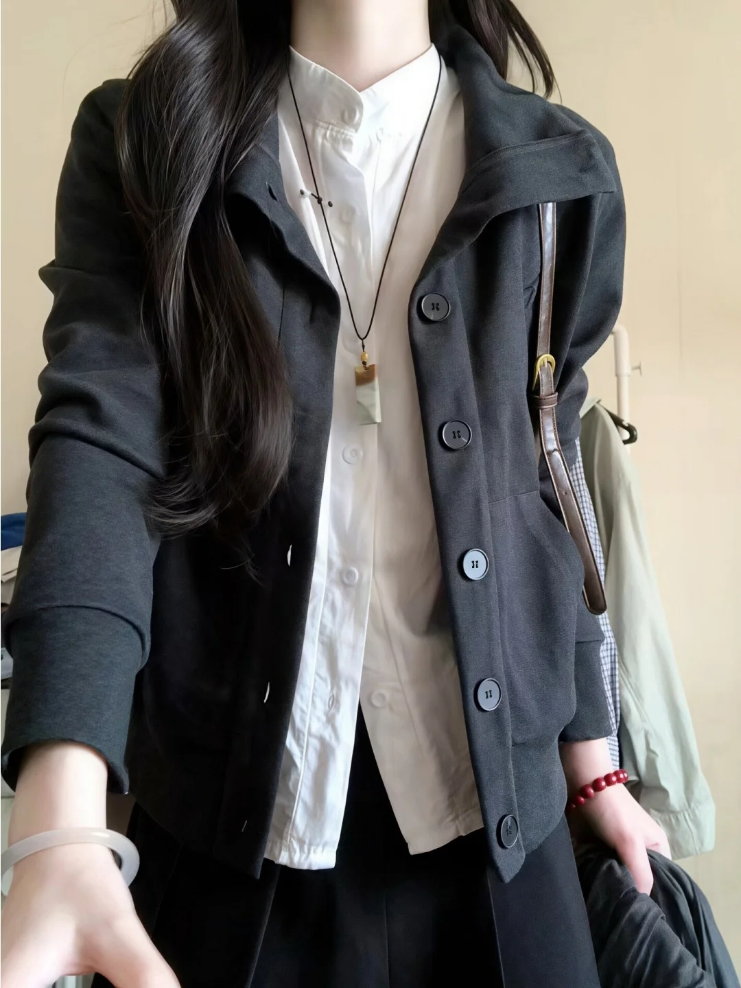 Deep Grey Button-Up Collar Jacket Women's Style 2026 New Fashion Unique Top Light Maturity Style Casual Loose Fit Long Sleeve