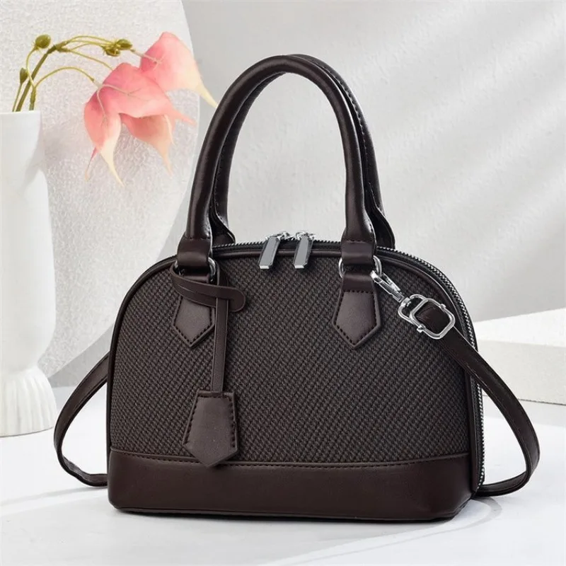 Unique Leather Crossbody Diaper Bag Women's Luxury Tote Vintage Minimalist Designer Large Capacity Elegant Artisan