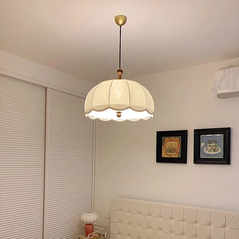 French Retro Vibes Pendant Lights Bedroom Restaurant Living Room Kitchen Room Lamp Home Decoration Fabric Lace Shaped Chandelier