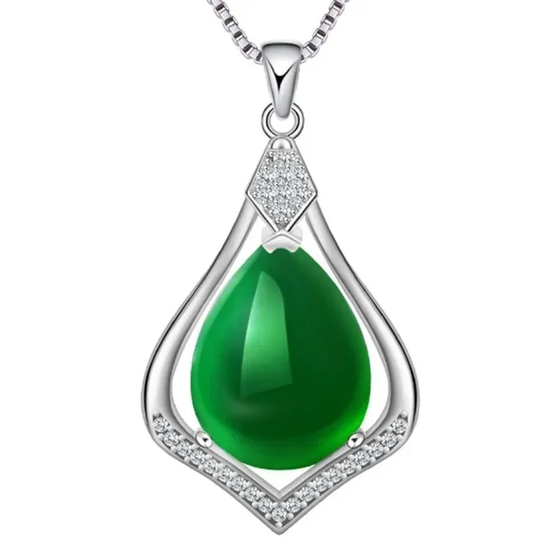 

Natural Green Chalcedony Drop Pendant Fashion Jewelry Hand Carved Necklace for Men and Women