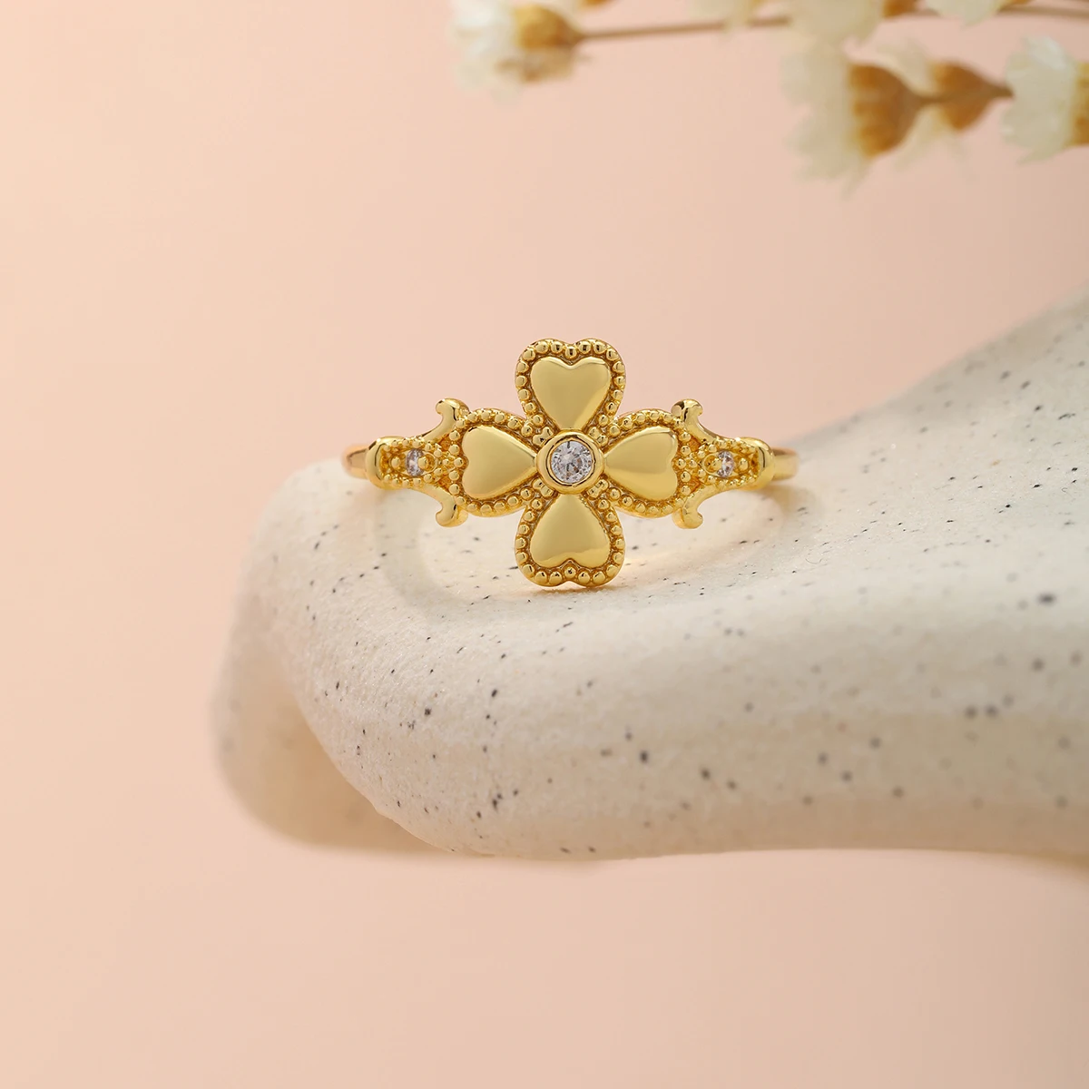 Anello trifoglio a quattro fog - Vintage Fashion Meaning recensione e prezzo