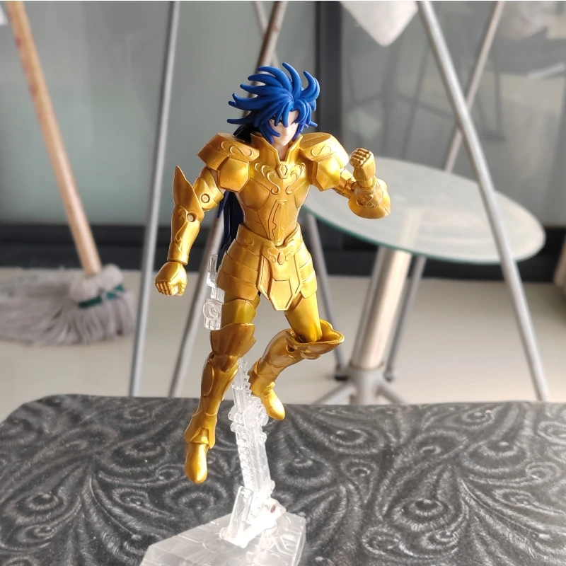 

16cm Saint Seiya Seiya Golden Spot Anime Heroes Sagittarius Pegasus Action Pvc Figures Collection Model Ornaments Toys