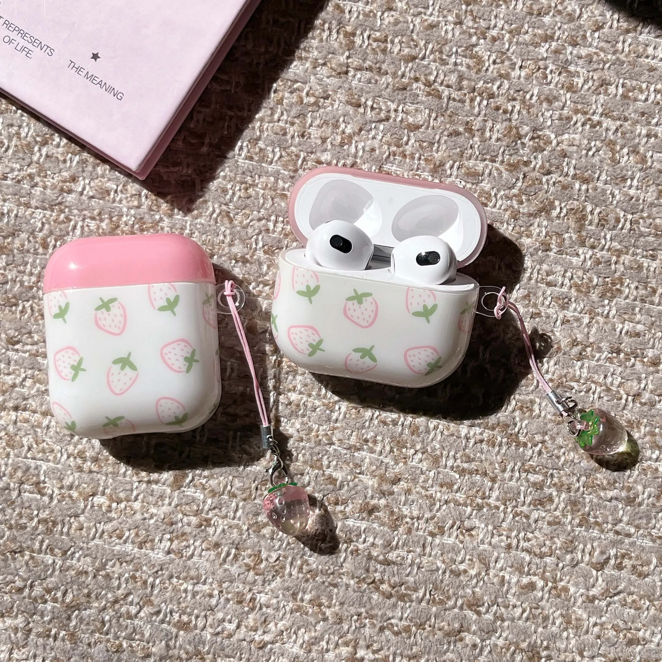 Cartoon fragola ciondolo in cristallo imd custodia per auricolari scatola di ricarica bluetooth wireless per apple airpods 4 pro 2 2nd 3 1 cover