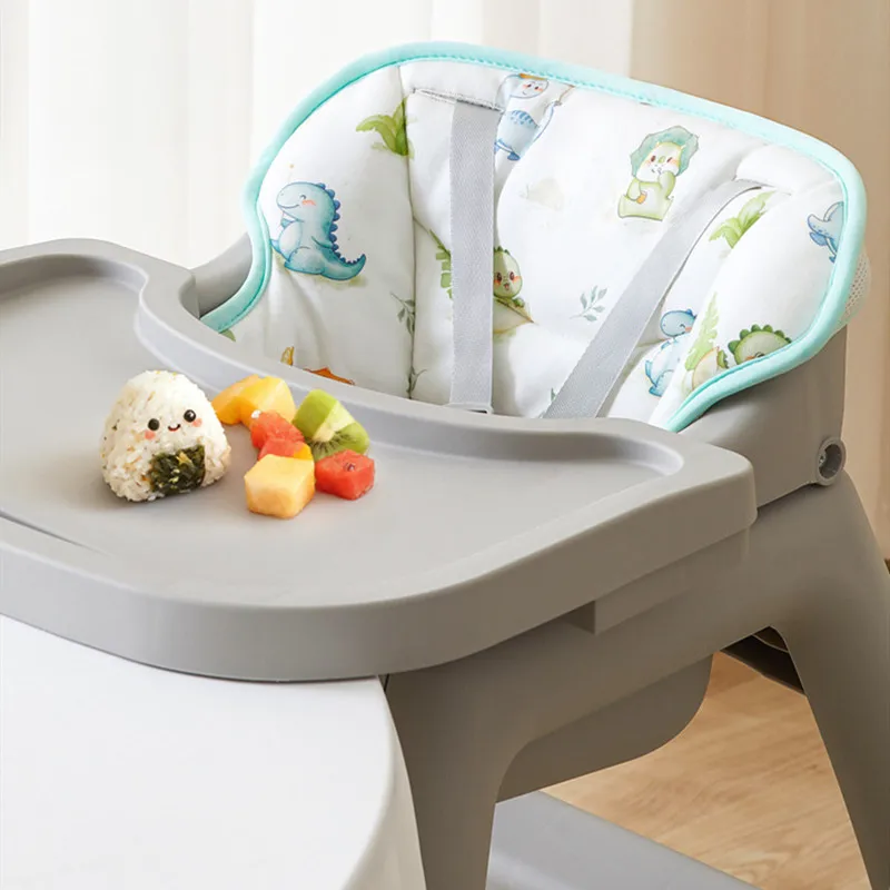 وسادة مقعد كرسي مرتفع للأطفال من القطن الناعم قابلة للتنفس وقابلة للغسل ووسادة مقعد كرسي طعام للأطفال مع فتحات حزام الأمان #4