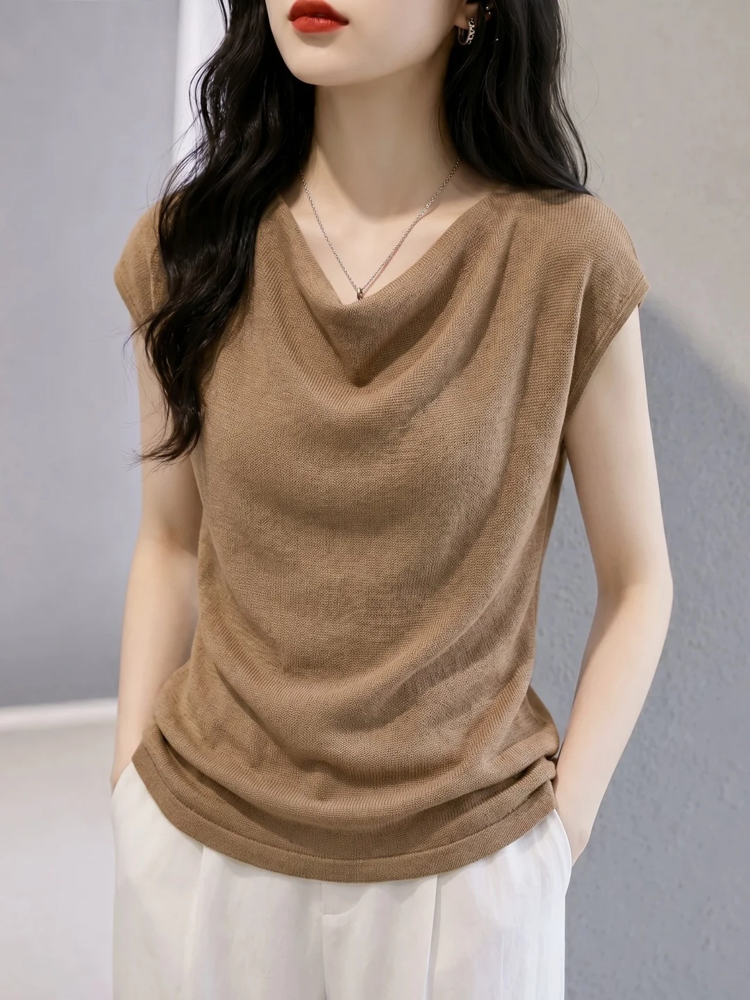 Summer 2026 Ice Silk Knitted Top Fashionable Maturity Light Soft Skin-friendly Commuter Style Short Sleeve Women's Sweater